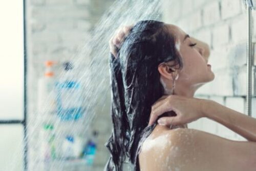 girl getting a head wash